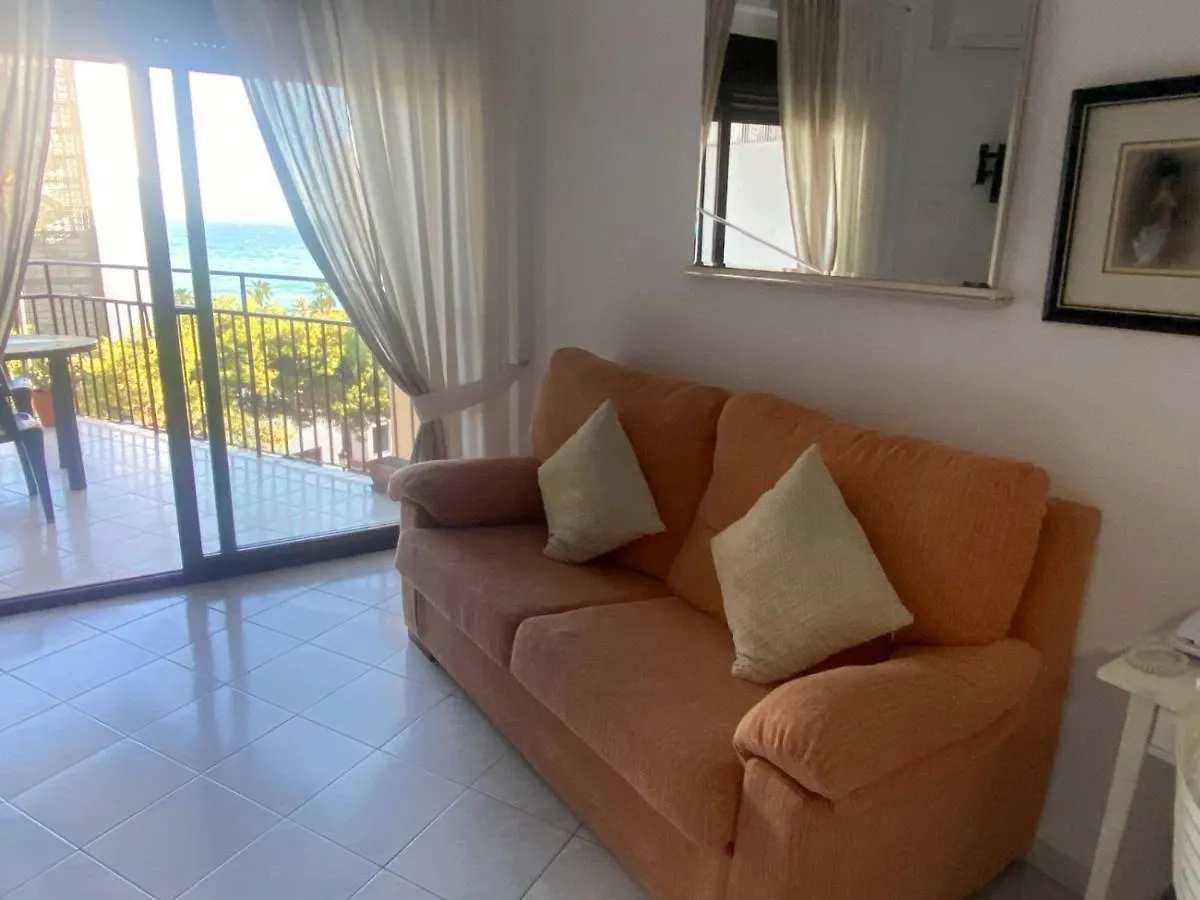 Estudio Con Vistas Al Mar En Marbella A 100 Metros De La Playa Apartment